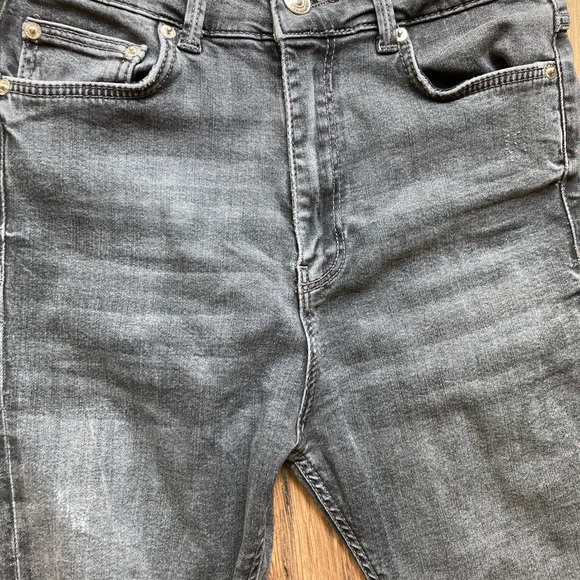 High Rise Skinny Jeans - Picture 2 of 6